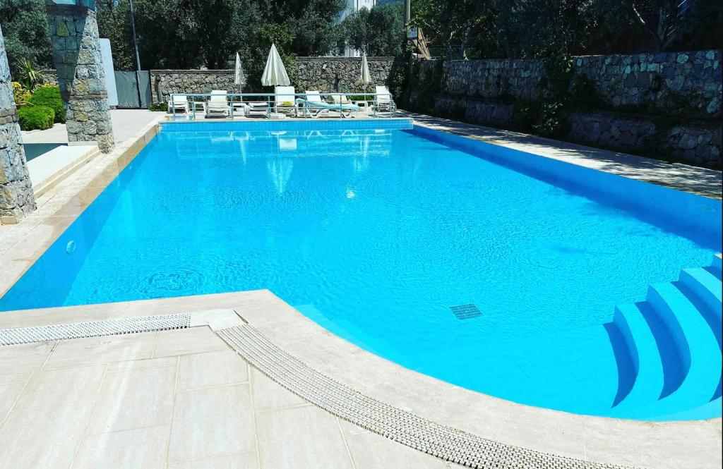 A piscina localizada em Olivia Apartment at Ölüdeniz - Central ou nos arredores