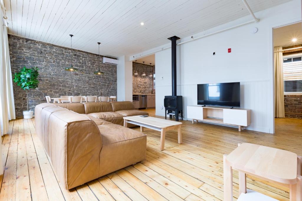 TV tai viihdekeskus majoituspaikassa La Maison des Lofts - Par les Lofts Vieux-Quebec