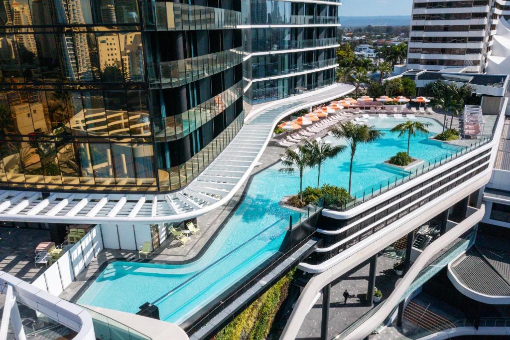 Piscina a Dorsett Gold Coast o a prop