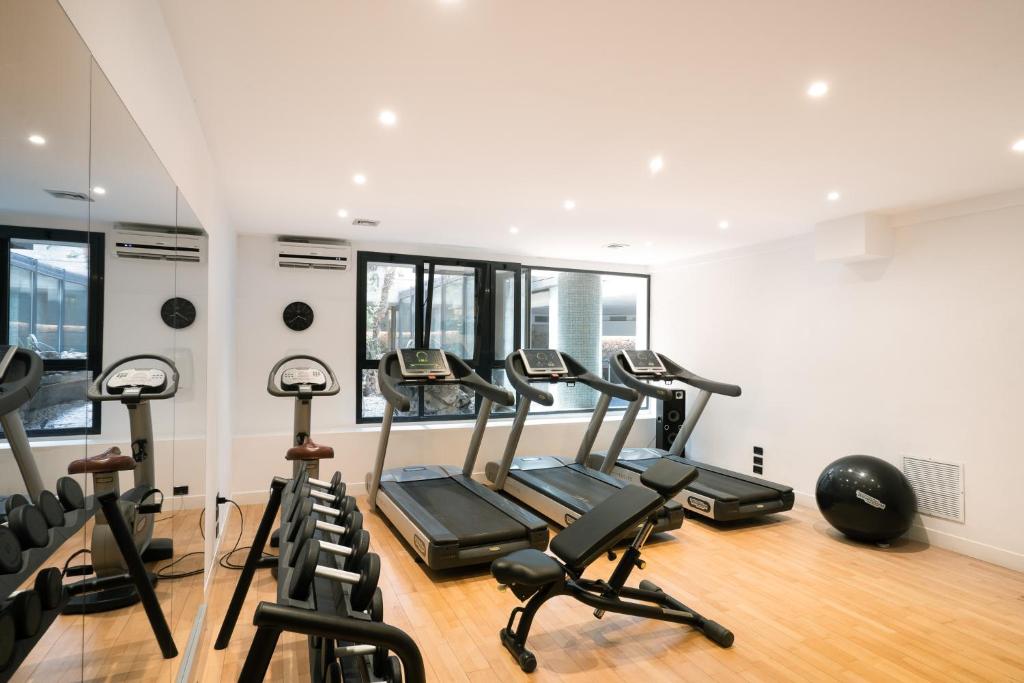 Fitness centrum a/nebo fitness zařízení v ubytování The Nicolaus Hotel