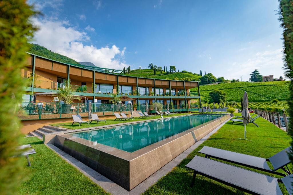 The swimming pool at or close to VILLA NAJ