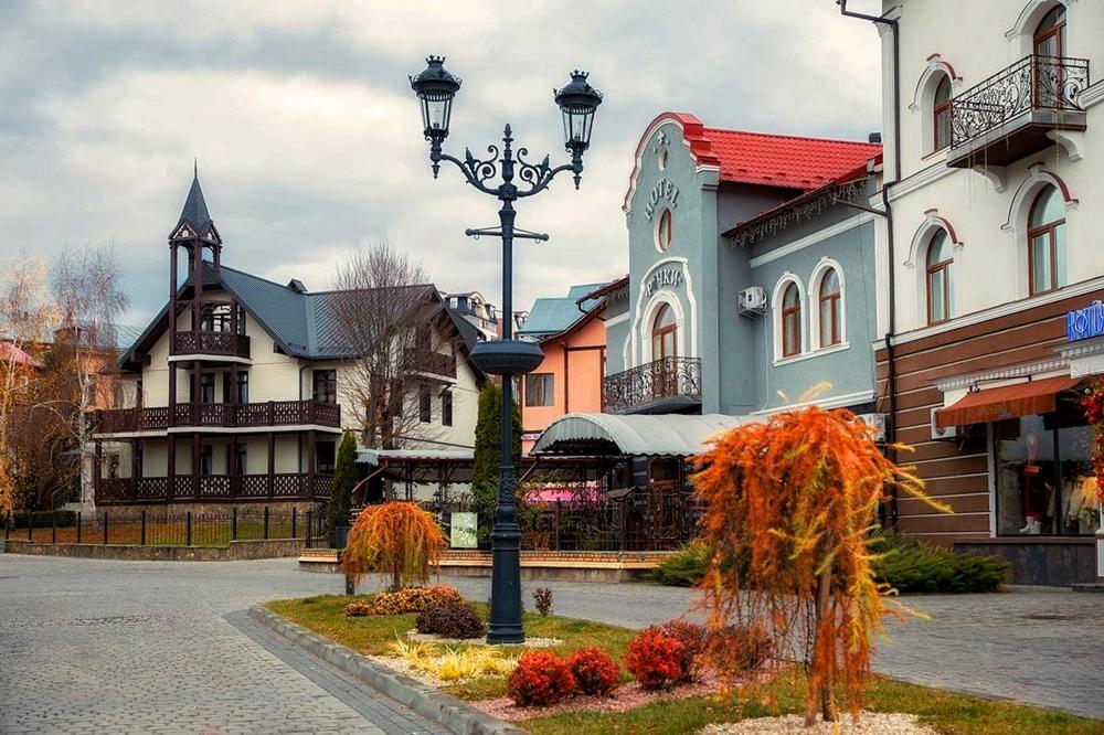 a street light in the middle of a town at Richky Hotel in Truskavets