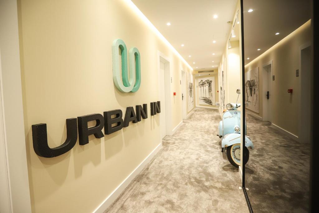 Bilde i galleriet til Urbanin Apartment & Hotel i Tiranë