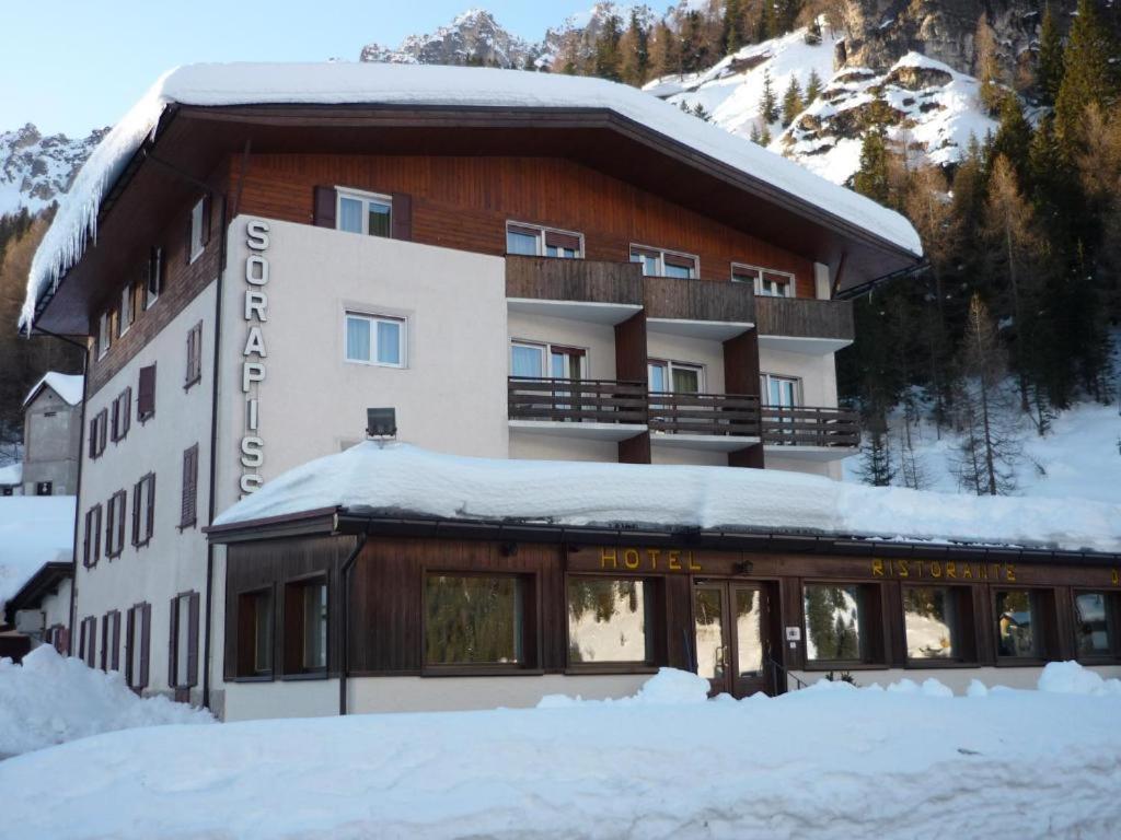 Hotel Sorapiss durante el invierno