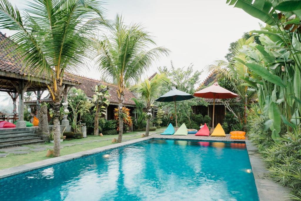 La pileta dentro o cerca de Nauna Villa Ubud