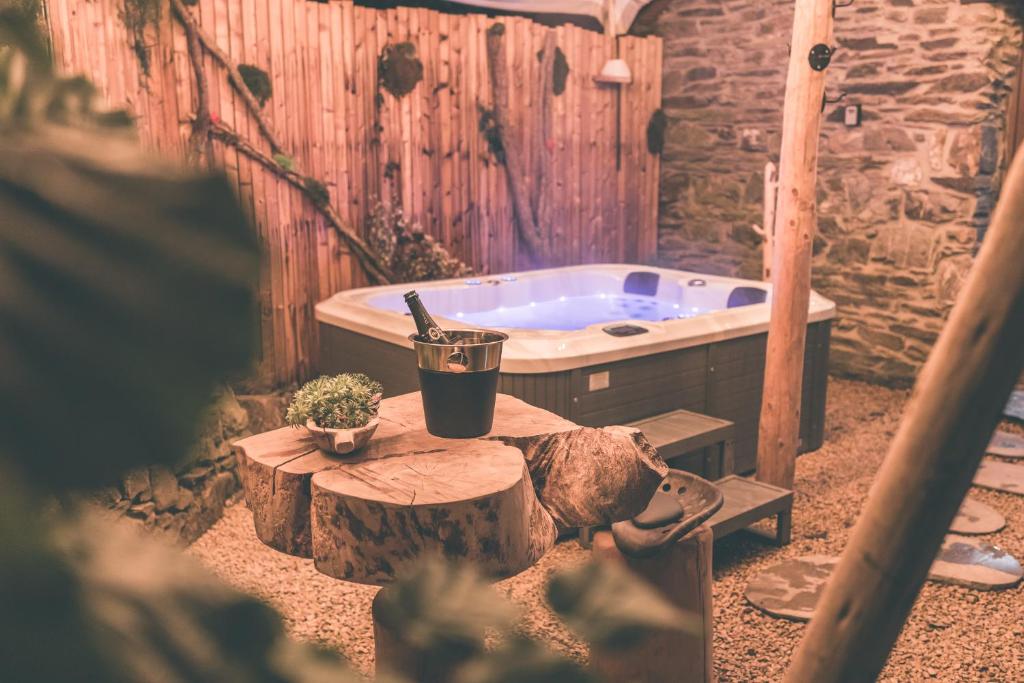 Kép Romantic Getaway - Sauna and Jacuzzi - El Clandestino szállásáról Stoumont-ban a galériában