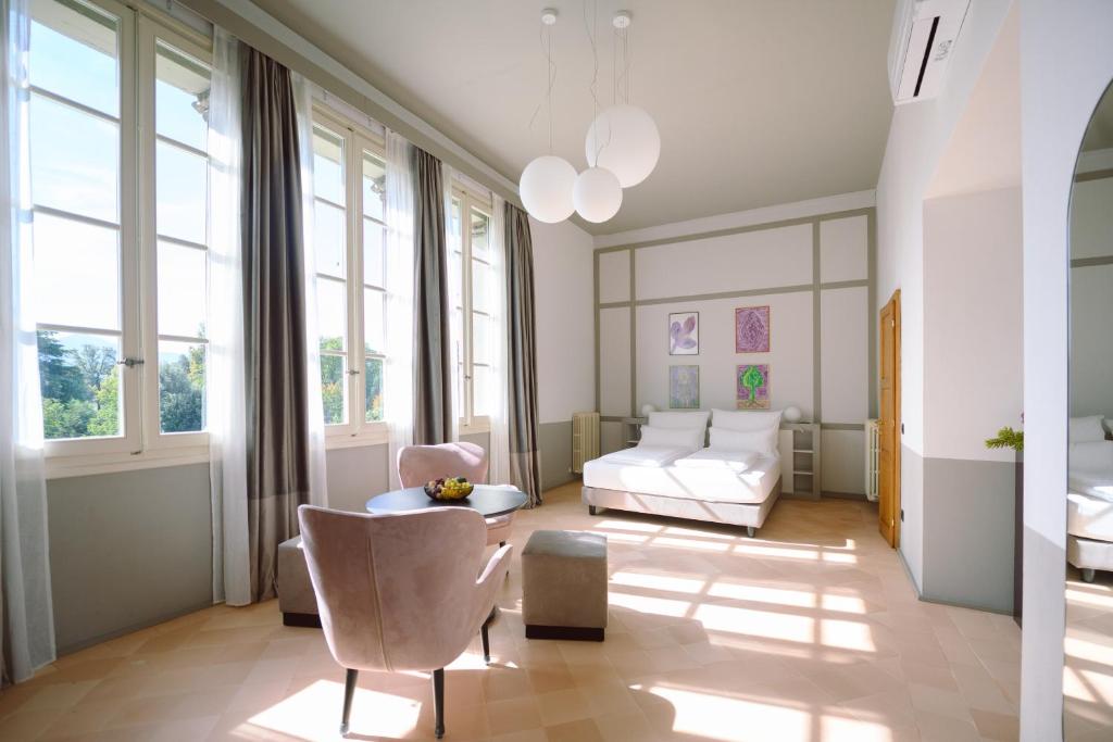 Un lugar para sentarse en Palazzo Froussard B&B and Living