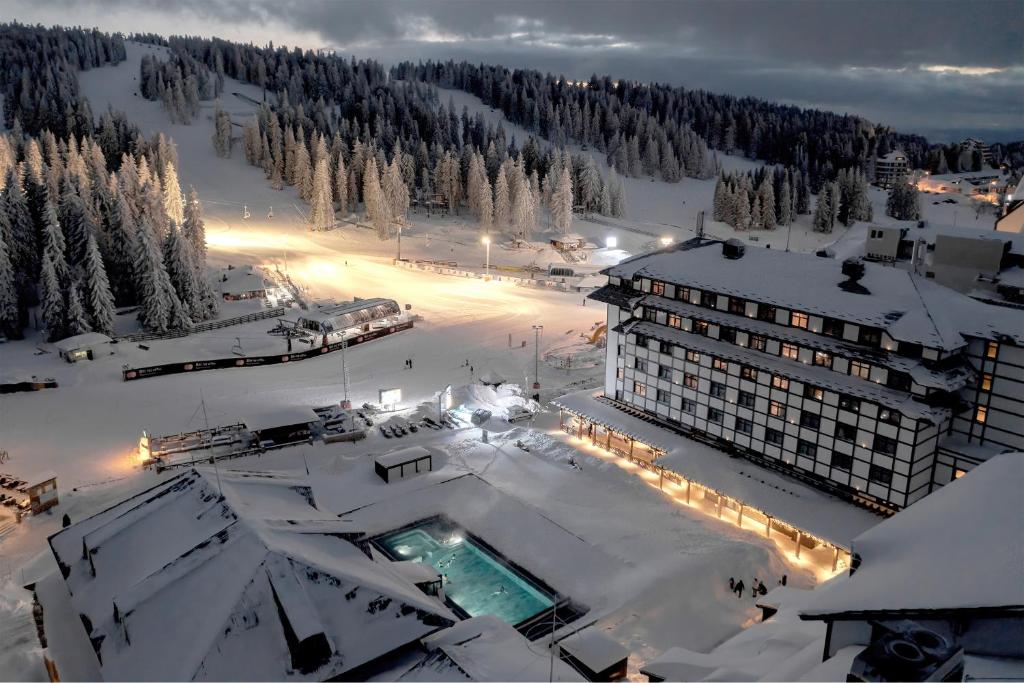 Hotel Grand Kopaonik durante el invierno