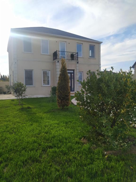 Vrt ispred objekta Mardakan Villa