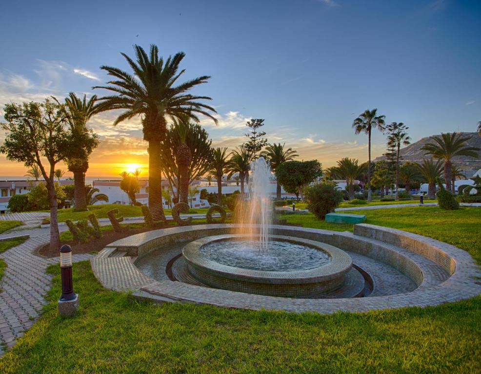 Jardí fora de Hotel Club Almoggar Garden Beach