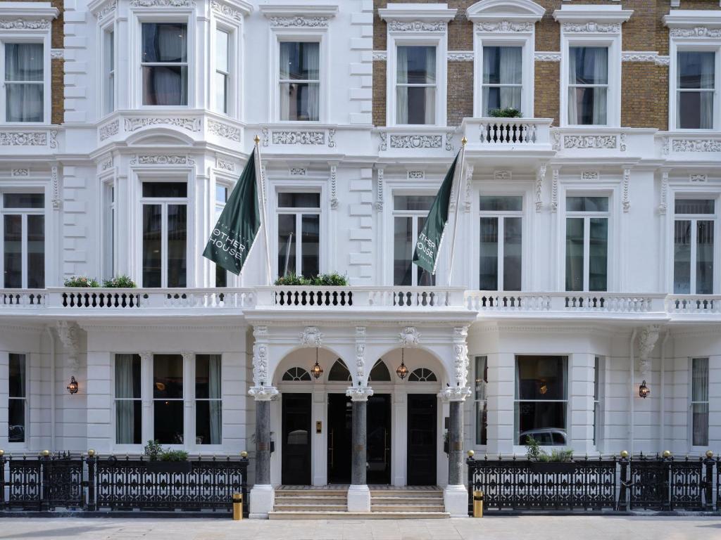 The facade or entrance of The Other House South Kensington