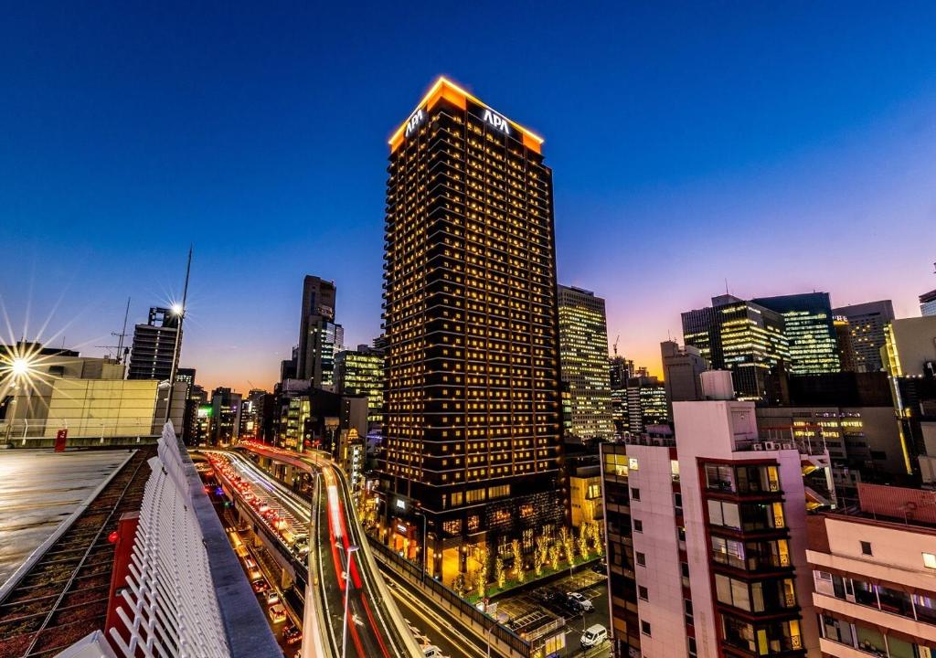 General view ng Osaka o city view na kinunan mula sa hotel