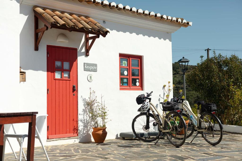 Ciclismo en Aldeia da Pedralva - Slow Village o alrededores