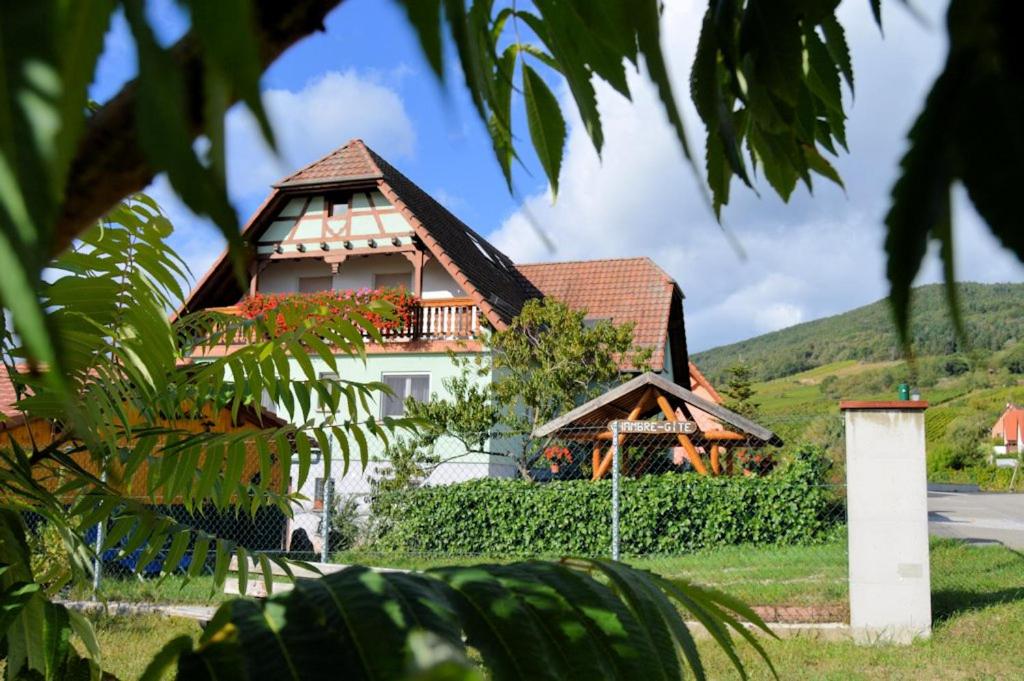 Κήπος έξω από το Au Jardin d'Edel Gîtes Centre Alsace