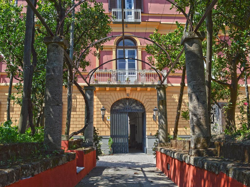 Gambar di galeri bagi The Secret Garden Relais di Piano di Sorrento