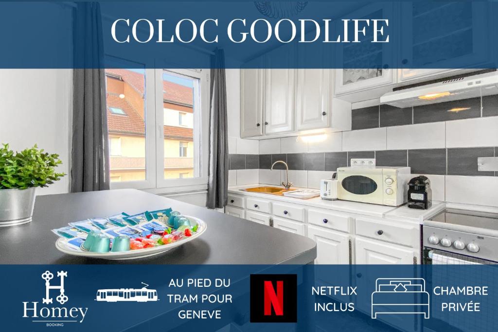 una rivista pubblicitaria per una cucina con piatto di cibo di HOMEY Coloc goodLife - Colocation moderne - Chambres privées - Wifi et Netflix - Au pied du tram pour Genève ad Ambilly