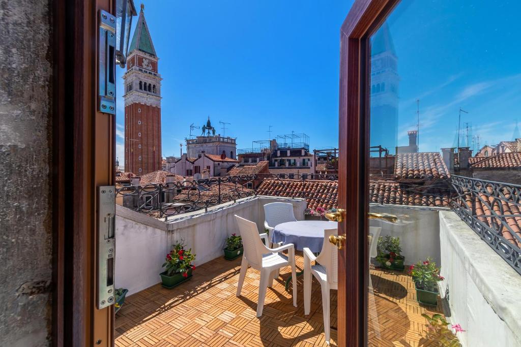 Un balcón o terraza en Hotel ai do Mori