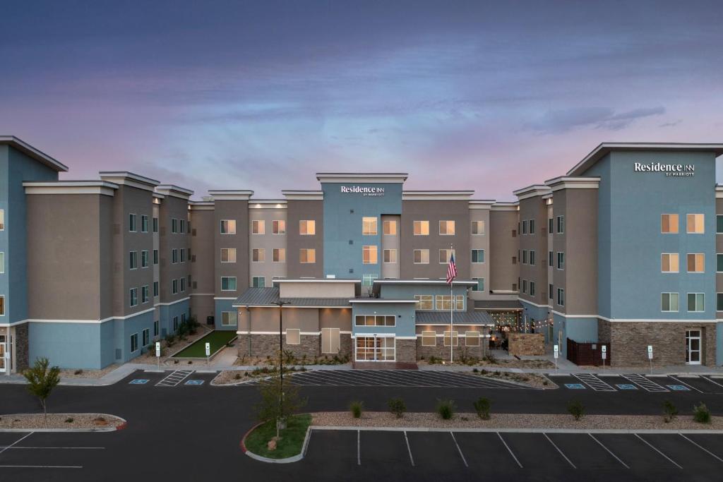 una representación del exterior de un hotel en Residence Inn by Marriott Lubbock-University Area, en Lubbock