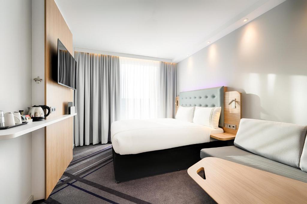 Gulta vai gultas numurā naktsmītnē Premier Inn Leipzig City Hahnekamm