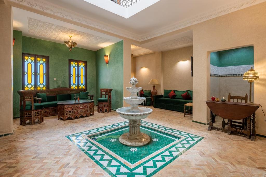 A seating area at Riad SULTANA