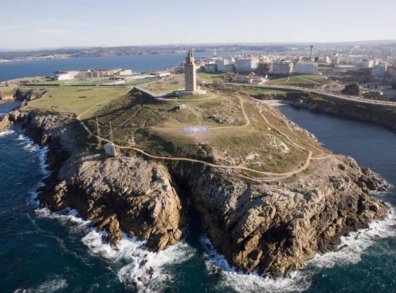 Afbeelding uit fotogalerij van Apartamento Breogan Coruña in A Coruña