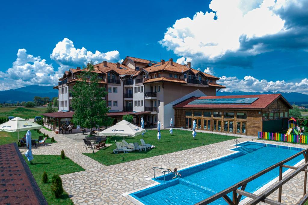 Baseinas apgyvendinimo įstaigoje Thermal Hotel Seven Seasons arba netoliese