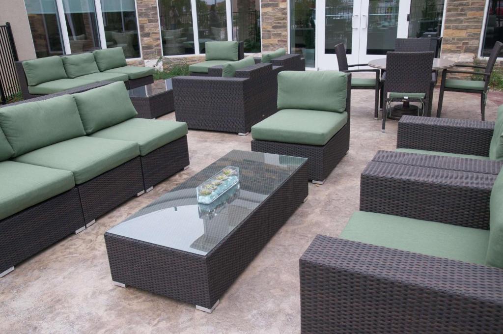 Seating area sa Hilton Garden Inn New Braunfels