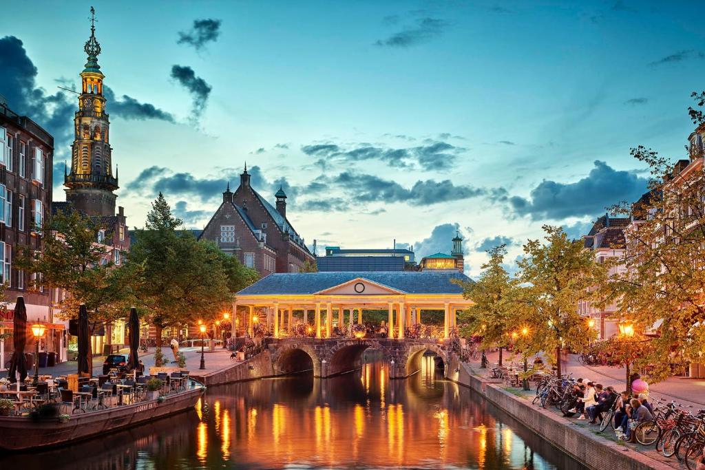 Leiden City Centre Canal View or Terrace View Apartments 투숙객