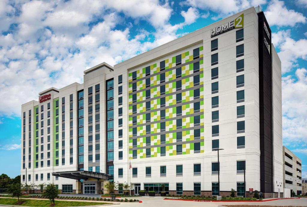 una rappresentazione di un edificio di grandi dimensioni di Home2 Suites by Hilton Houston Medical Center, TX a Houston