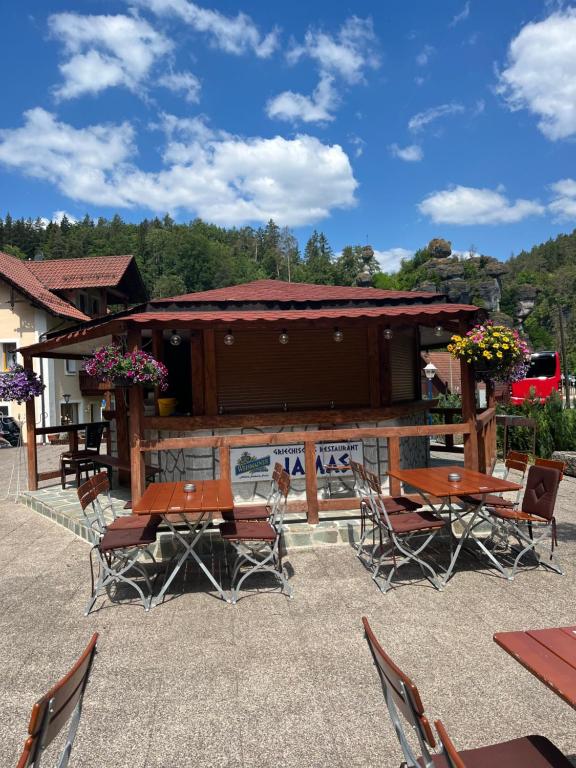 Galeriebild der Unterkunft Jamas Hotel & Restaurant in Pottenstein