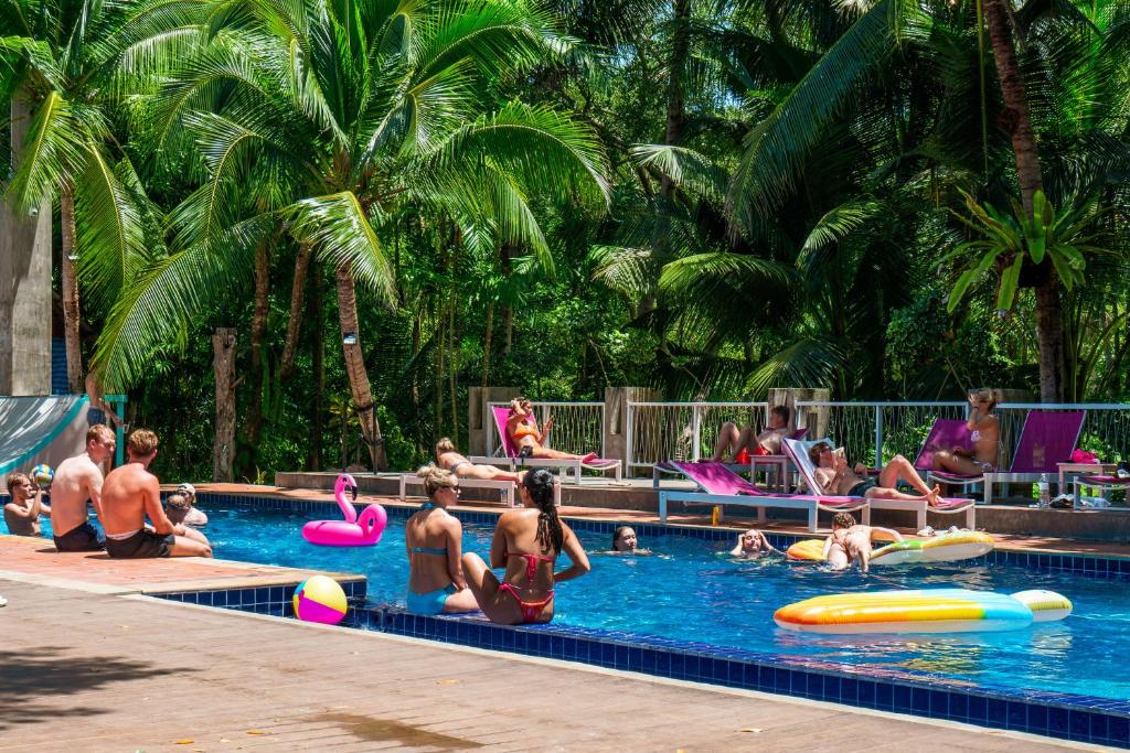 Swimming pool sa o malapit sa Nomads Ao Nang