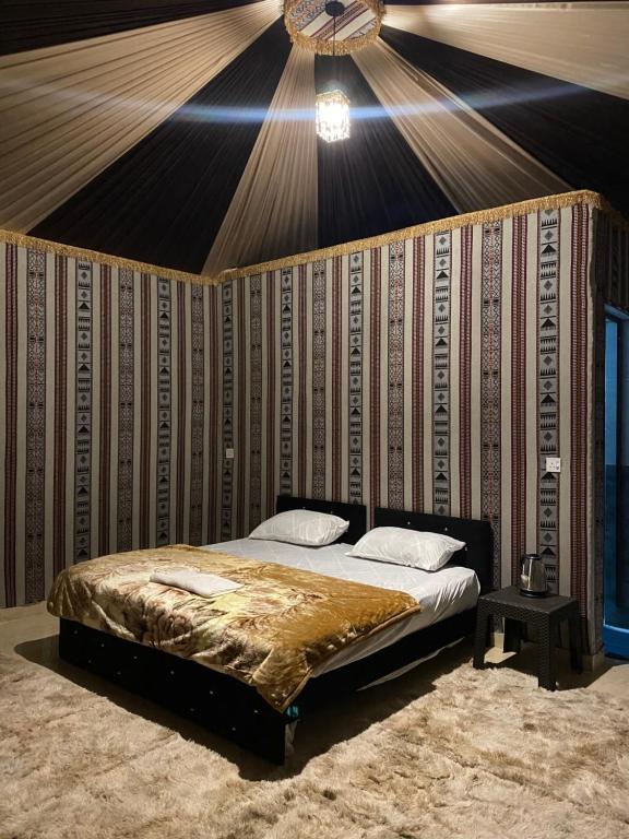 Ліжко або ліжка в номері WADi RUM ALi CAMP