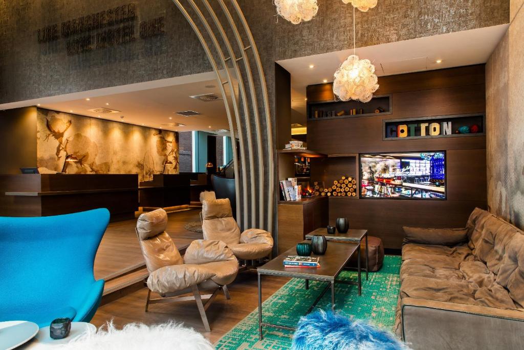 TV/trung tâm giải trí tại Motel One Manchester-Royal Exchange