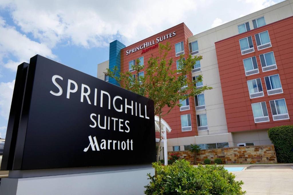 웹스터에 위치한 SpringHill Suites Houston NASA/Webster에서 갤러리에 업로드한 사진