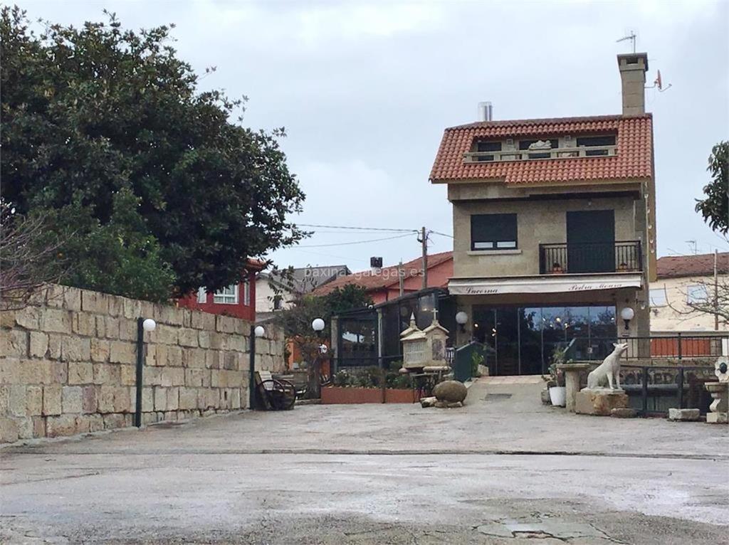 Ce bâtiment ancien comprend : dans l'établissement PENSION LUCERNA, à Vigo