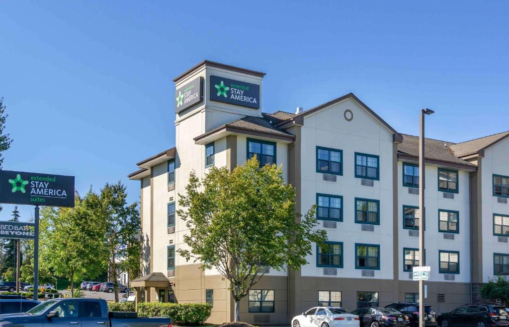 リンウッドにあるExtended Stay America Suites - Seattle - Lynnwoodのホテル表面