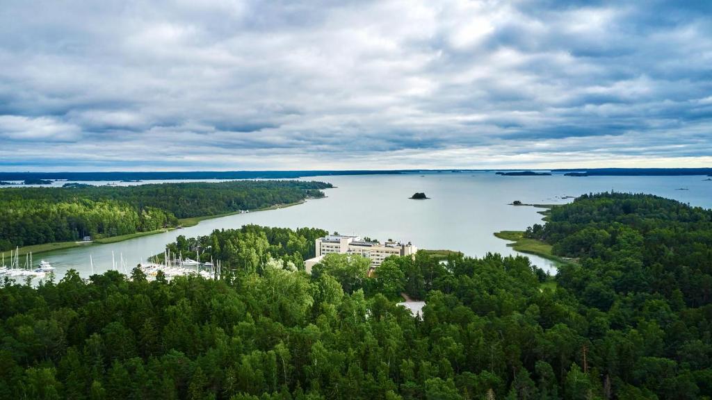 Naturlandskap nära hotellet