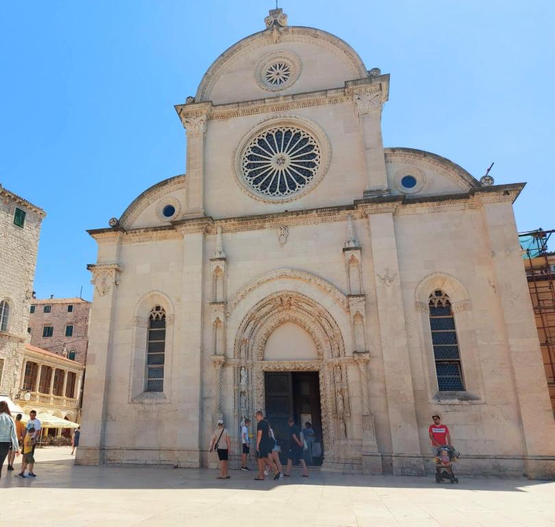 Foto da galeria de Apartman Maslina em Sibenik