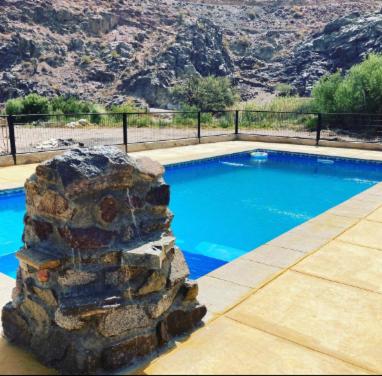 A piscina localizada em Cabañas Altura de Varillar ou nos arredores