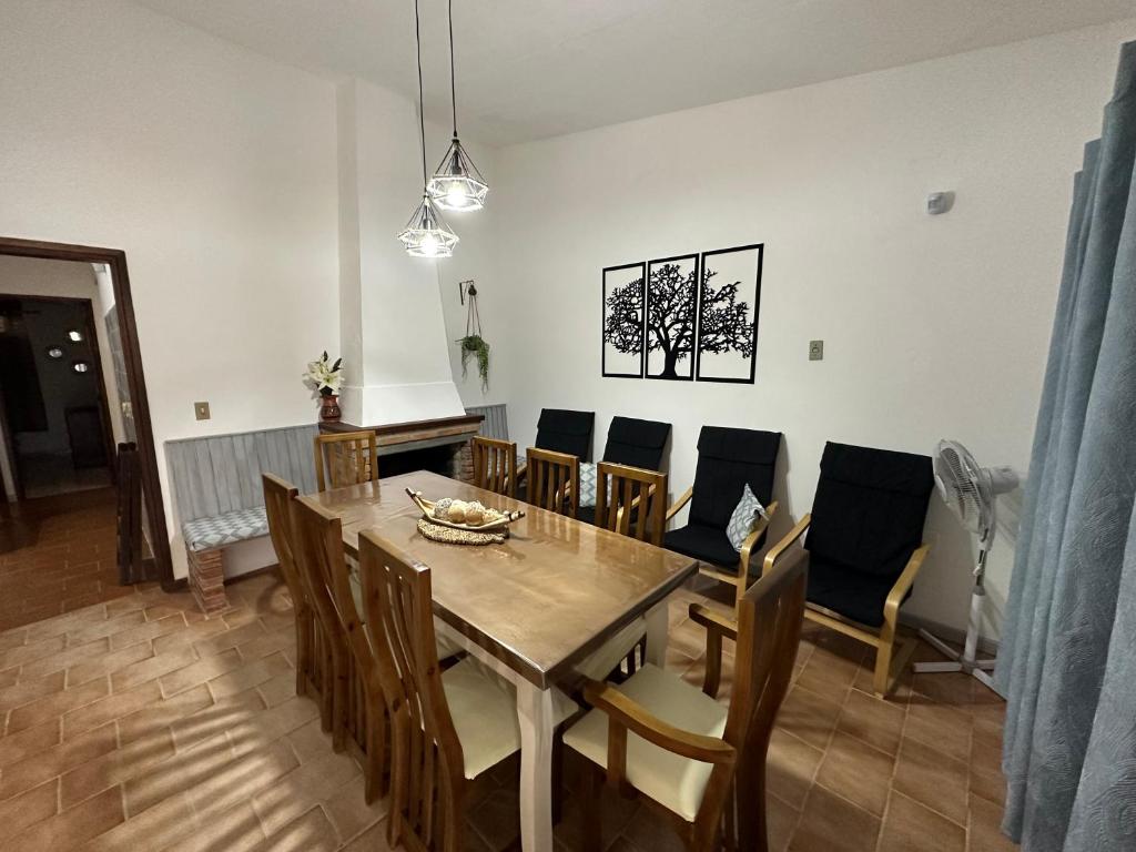 Зона вітальні в Casa grande 3 dormitorios playa alvorada