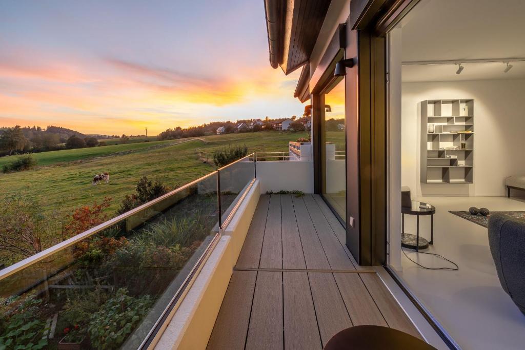 En balkon eller terrasse på Ferienhaus Daheim