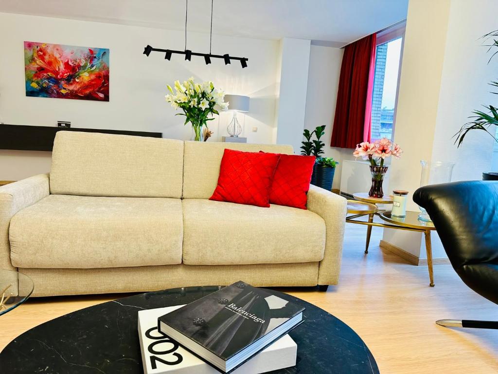 Zona d'estar a Urbanstay Suites Grand Place Luxury Apartment