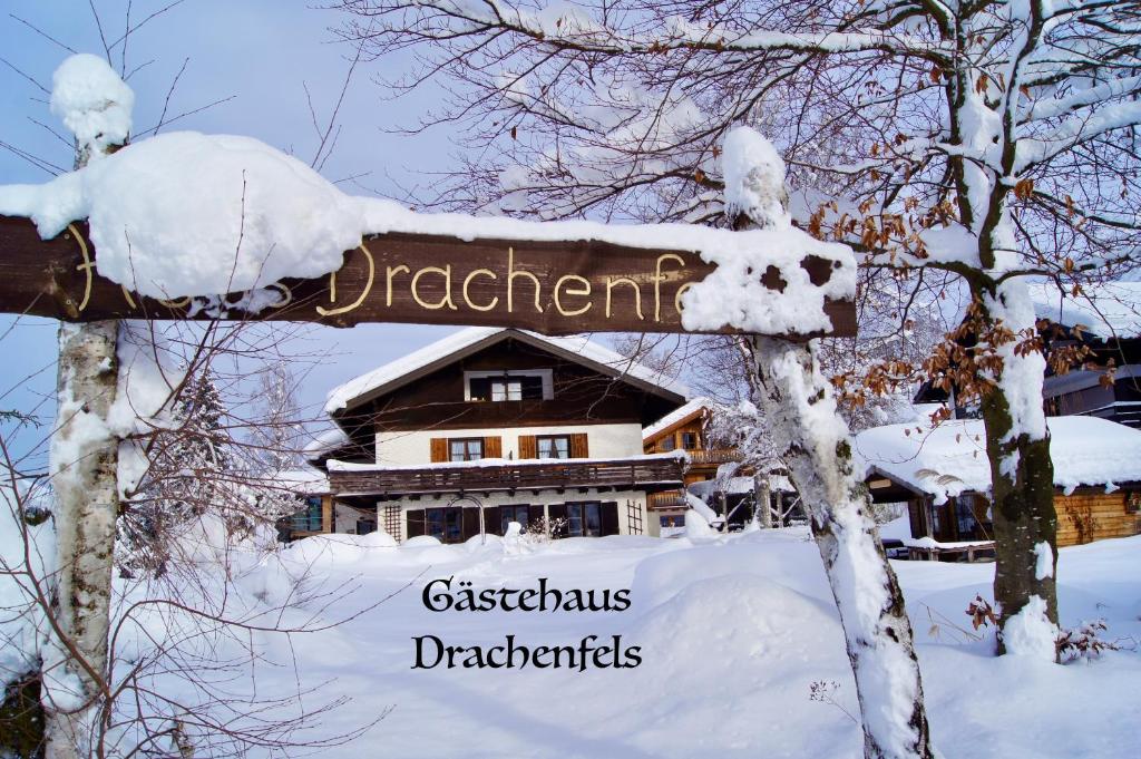 Drachenfels през зимата