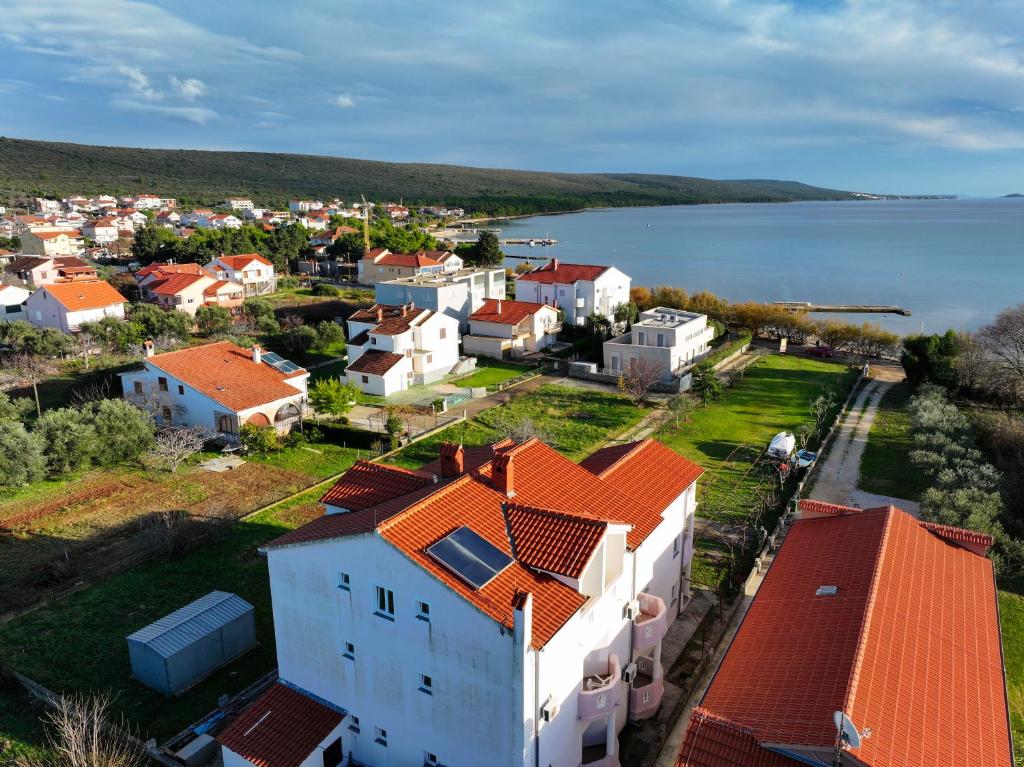 Fotografia z galérie ubytovania Beachfront apartments Jermen v Sukošane