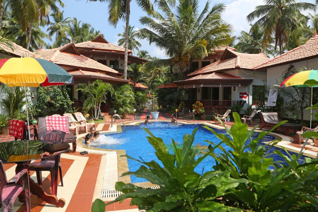 Kolam renang di atau di dekat Samsara Harmony Beach Resort