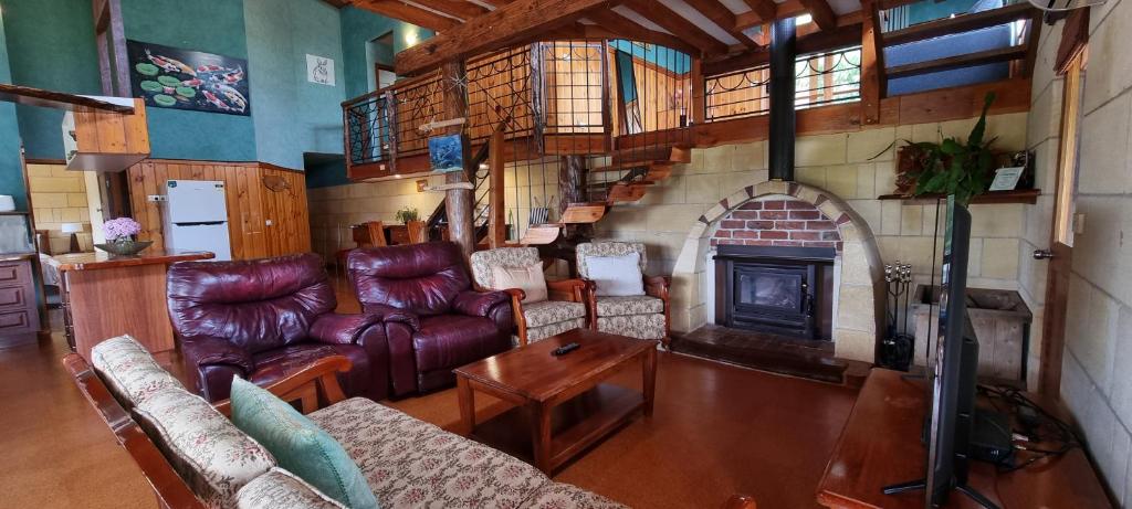 A seating area at Eastern Reef Cottages