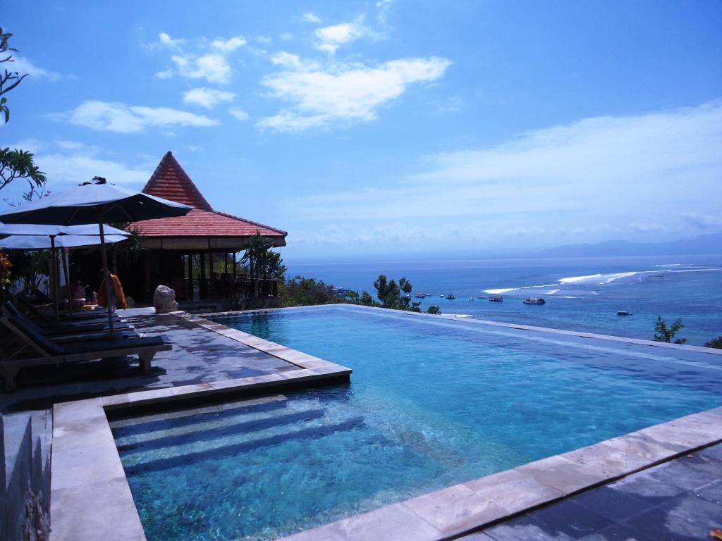 Bazen u ili blizu objekta Lembongan Cliff Villas