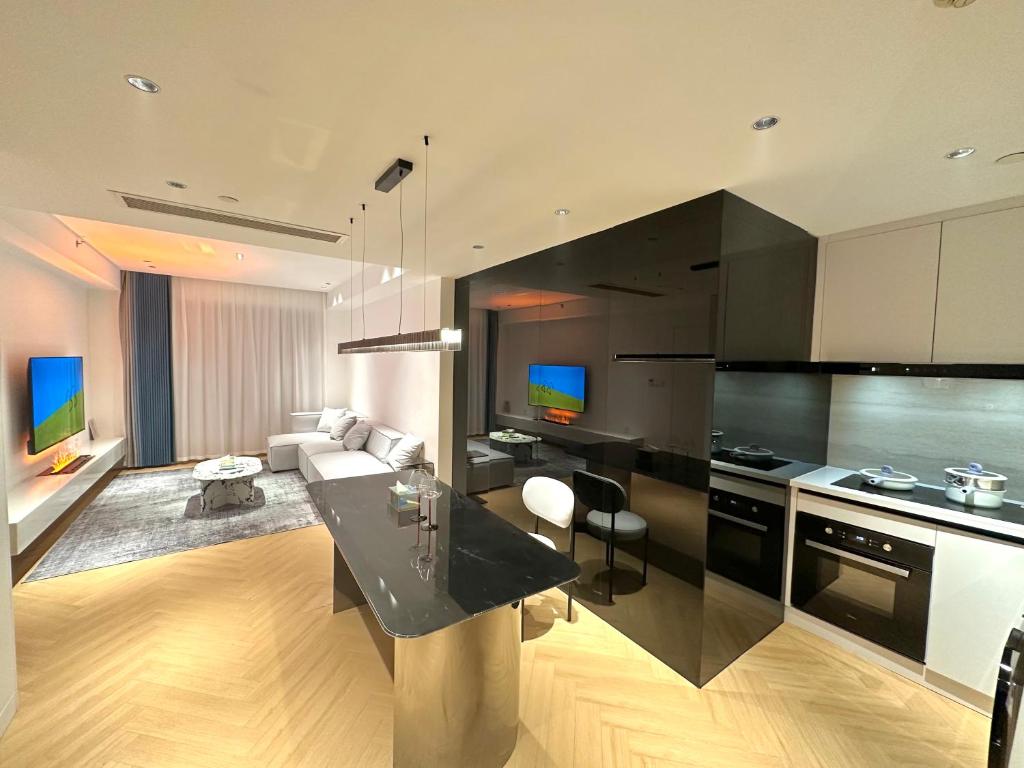 Dapur atau dapur kecil di ZHome-Count luxury apartment