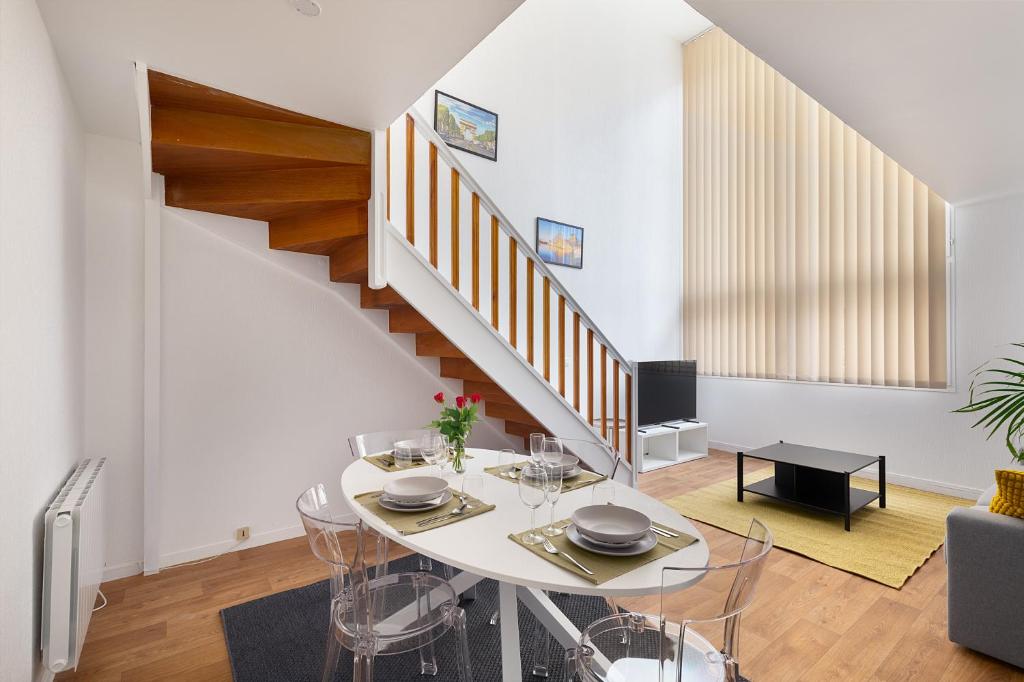 Гостиная зона в Duplex Cosy 6 personnes - 20 min Centre de Paris Metro 13 - Parking Gratuit