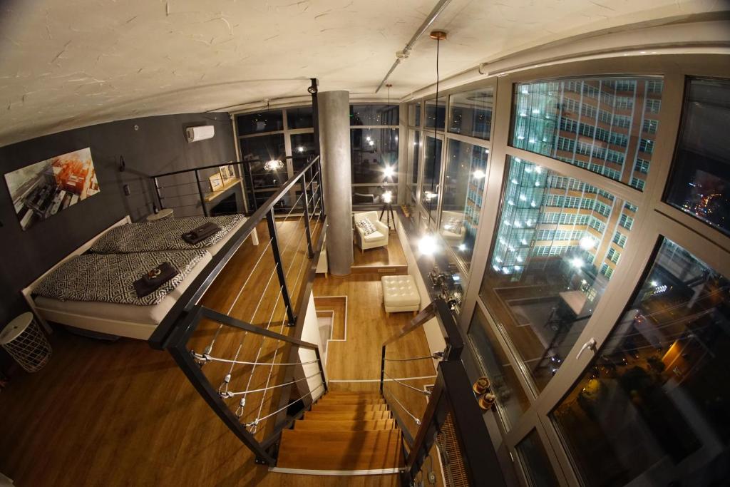 พื้นที่นั่งเล่นของ View Skyscraper Bata - loft XL